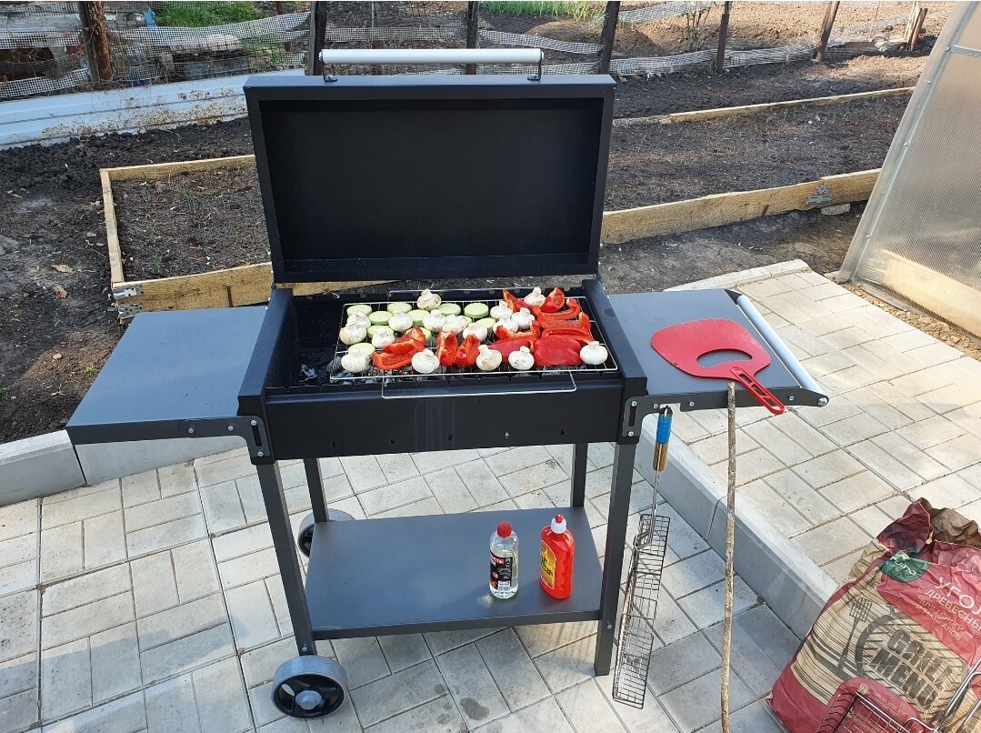 Мангалы тоже можно купить сейчас со скидкой