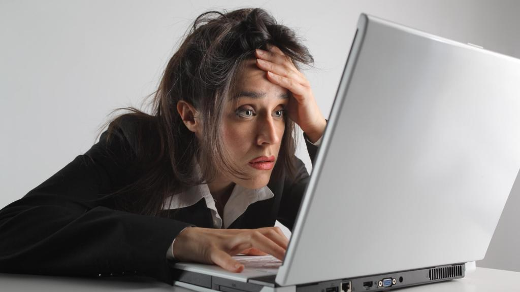 Вся в интернете...