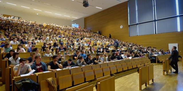    получить знания можно практически на любые темы, да ещё и абсолютно бесплатно.