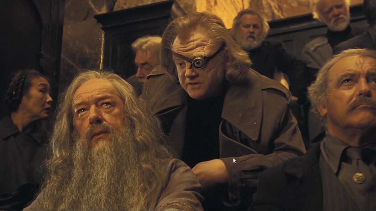 Грюм и Дамблдор на суде над Пожирателями Смерти