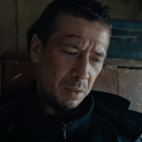     Глеб Калюжный, Андрей Мерзликин и Ася Чистякова отказались в мире духов в трейлере новой «Территории»