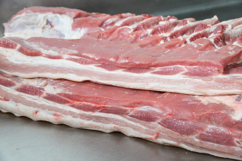 Грудинка свиная. Источник: яндекс картинки.