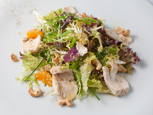 Как приготовить салат с мандарином и куриным филе