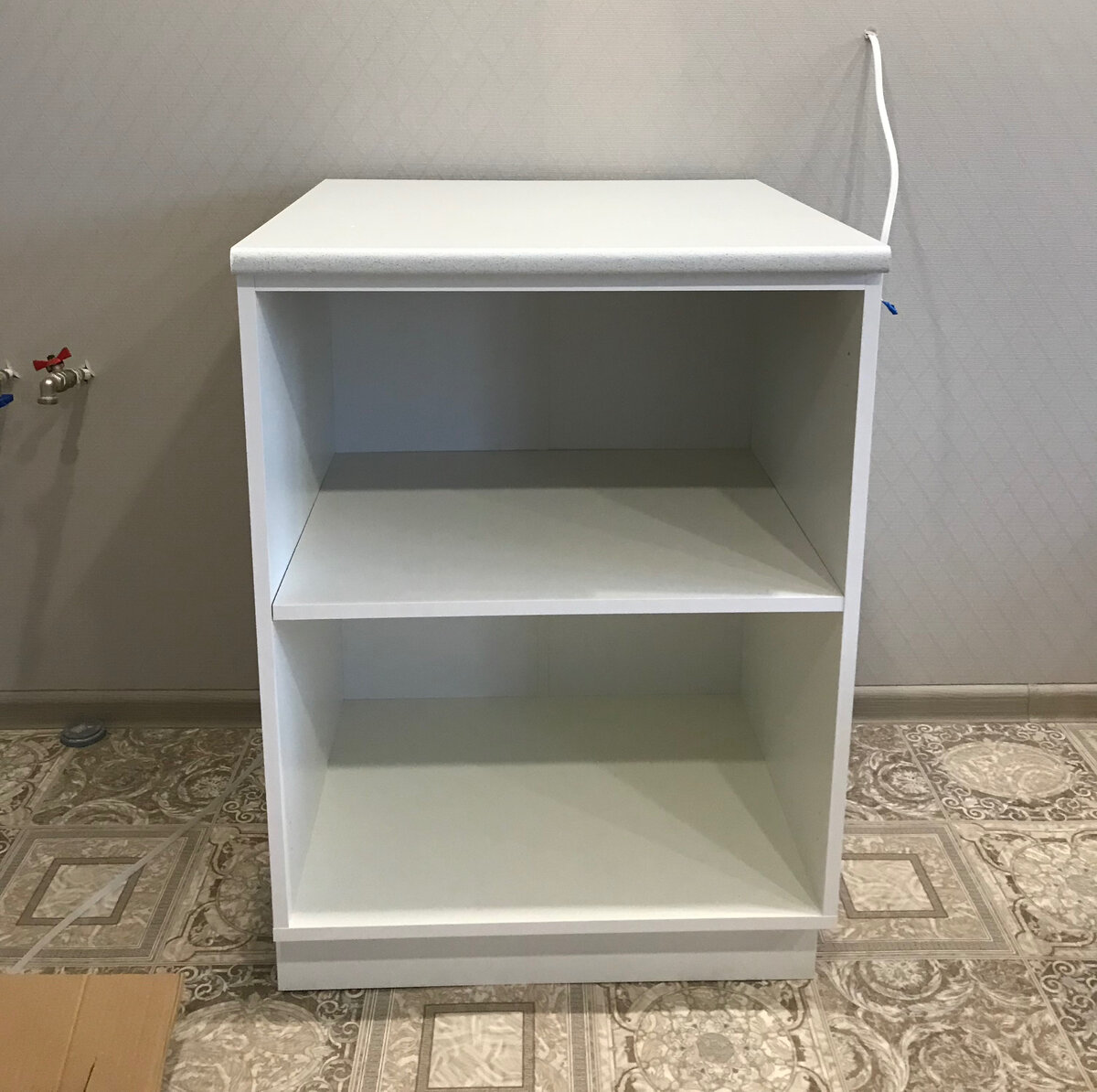 Да и в доме для комфортного проживания не было ничего