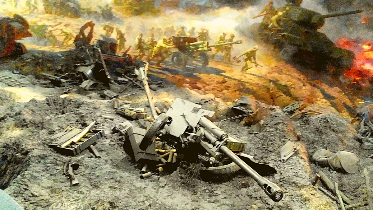 Битва под Прохоровкой на Курской дуге.