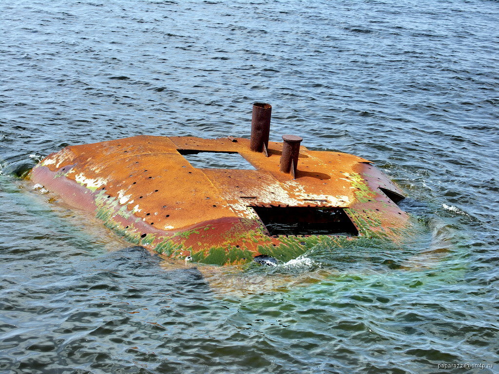 Фрагмент обшивки «Авроры» с частью днищевого набора