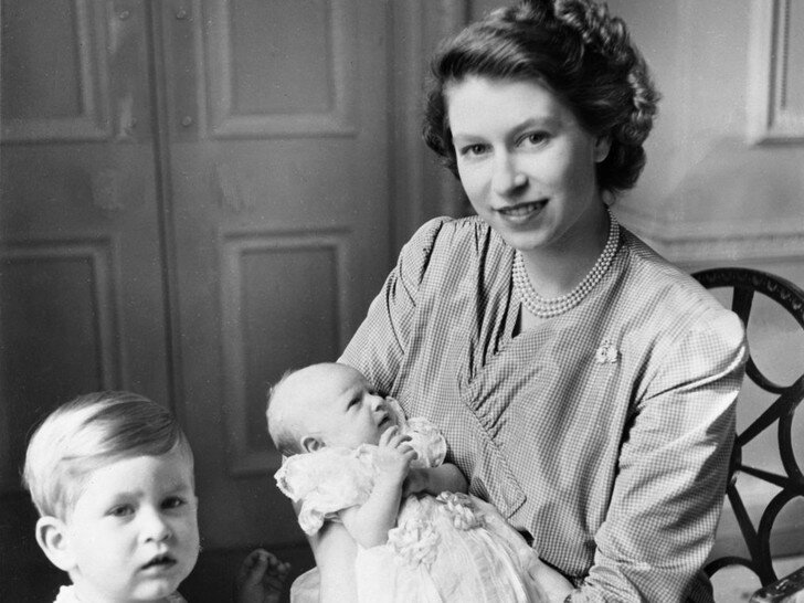 знак плохо видно, к сожалению, лучших фотографий нет