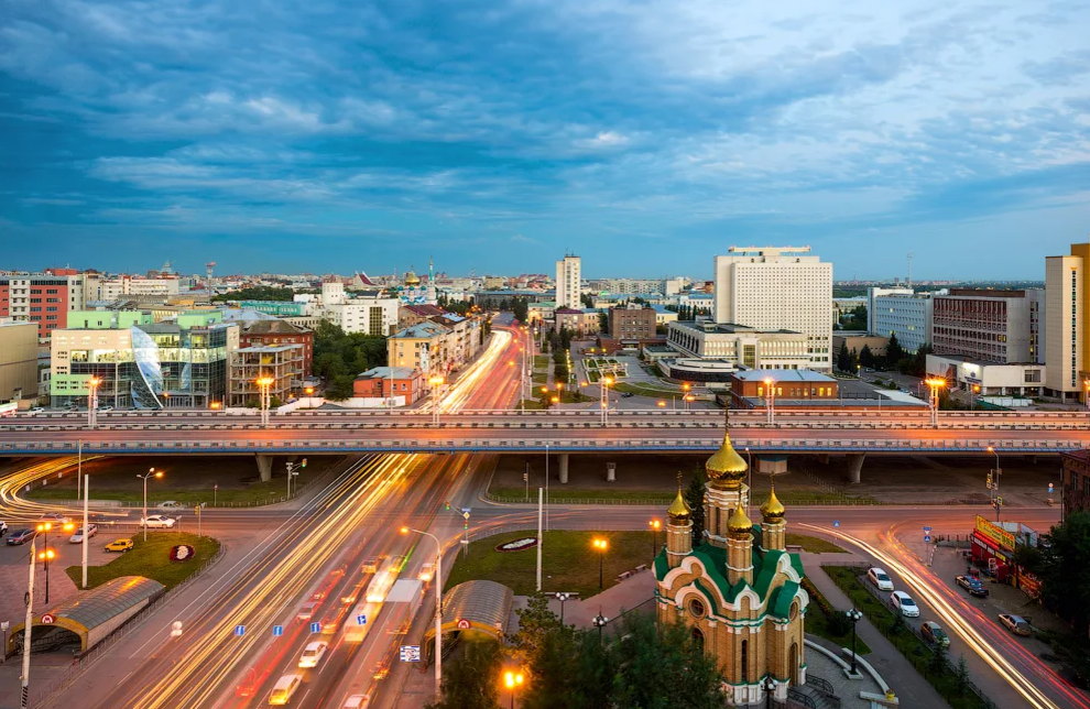 Омску нужен. Город Омск. Город Омск центр города. Современный Омск. Виды Омска.