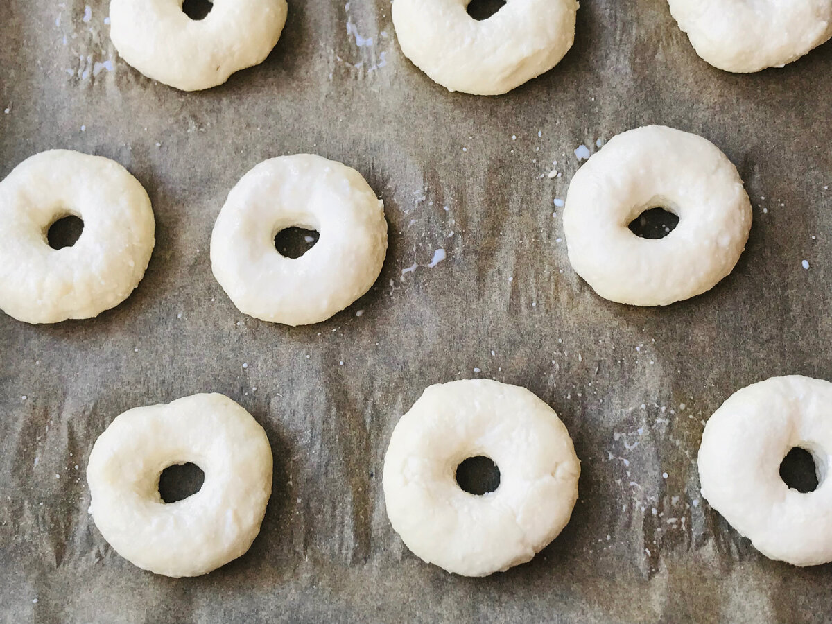 Без жарки и возни! Быстрые творожные пончики 🍩 в духовке! Без дрожжей! |  Кухня без слов | Дзен