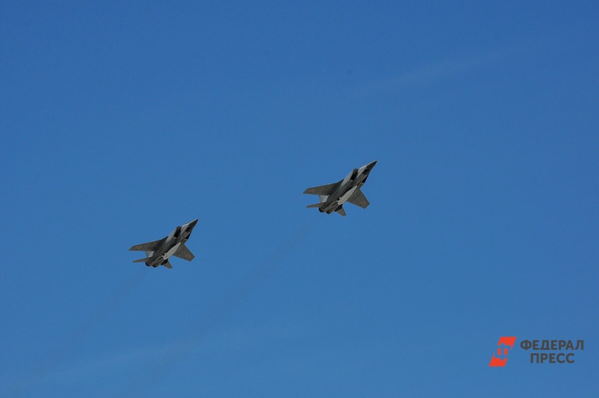 Истребители продолжат летать над городом.  Фото: Фото: ФедералПресс / Екатерина Лазарева
