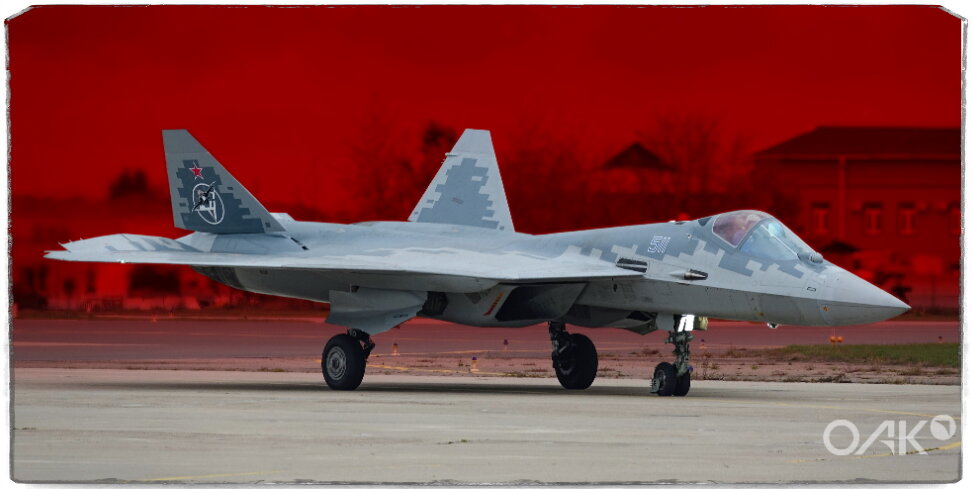Источник: ОАК. В кадре модернизированный истребитель Су-57. Визуальных отличий у машины на первый взгляд нет - все нюансы кроются внутри.