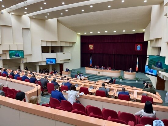     Заседание Саратовской областной думы. Фото: saratov.mk.ru "МК в Саратове"