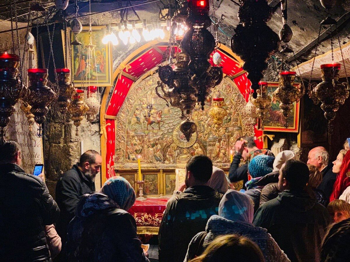 Тульские паломники встретили Рождество Христово на Святой Земле. Фото и  видео | Вести Тула | Дзен