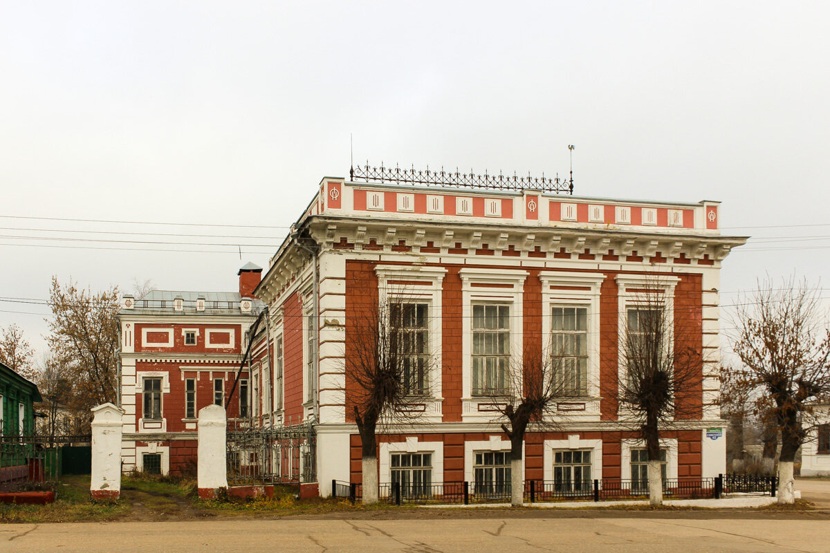 Покров - малоизвестный город в 90 километрах от МКАД и уникальный памятник,  которого больше нигде в России нет | Самый главный путешественник | Дзен