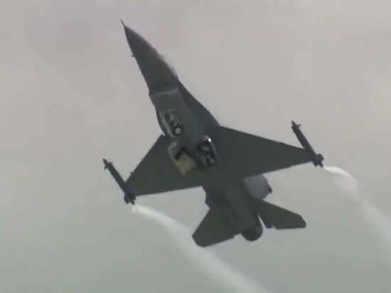     фото: F-16. кадр видео, источник: соцсети