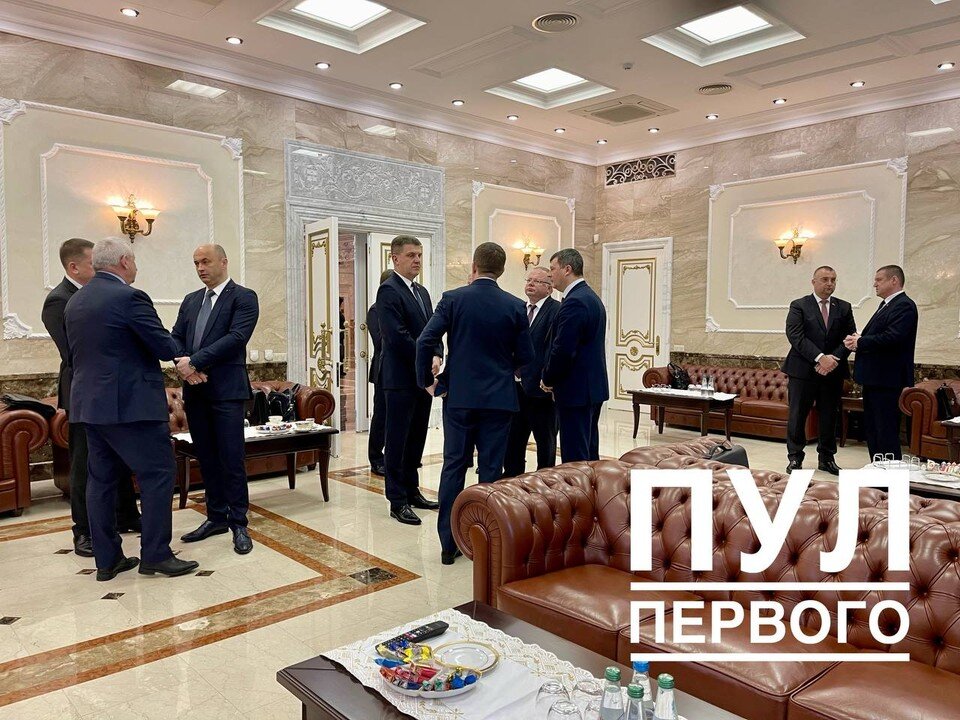     Лукашенко обсудит с руководством Совмина финансовое положение «МАЗ». Фото: телеграм-канал «Пул Первого»