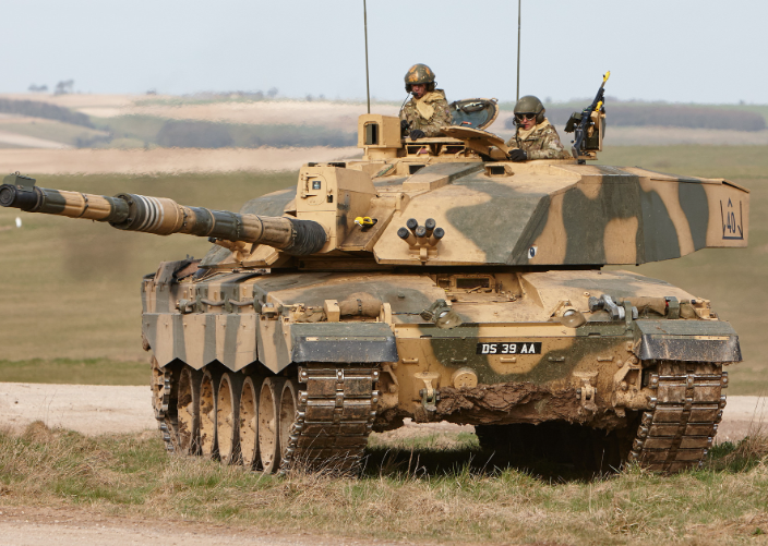 Танк Challenger 2