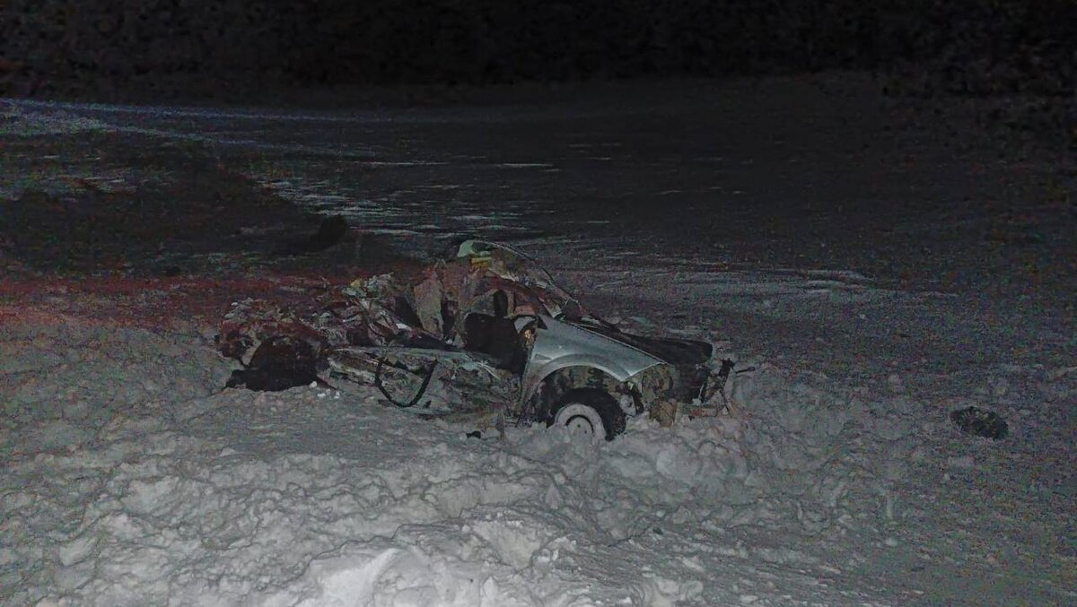    В Оренбургской области произошло смертельное ДТП. Погибли 2 человека