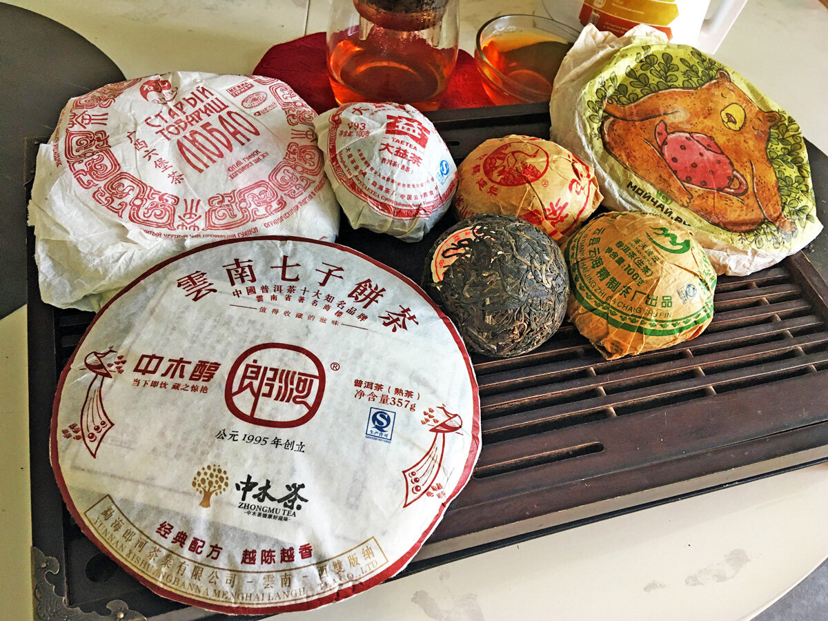 Мои пуэры. Фотка старая. Но и сейчас - не хуже.))