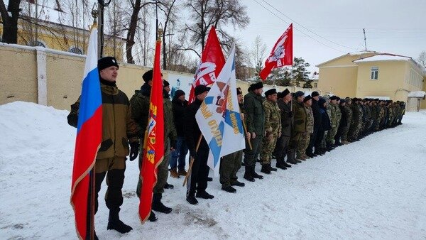    27 февраля на спецоперацию отправились казаки-добровольцы из Оренбурга и других городов области, а также 13 жителей Орска
