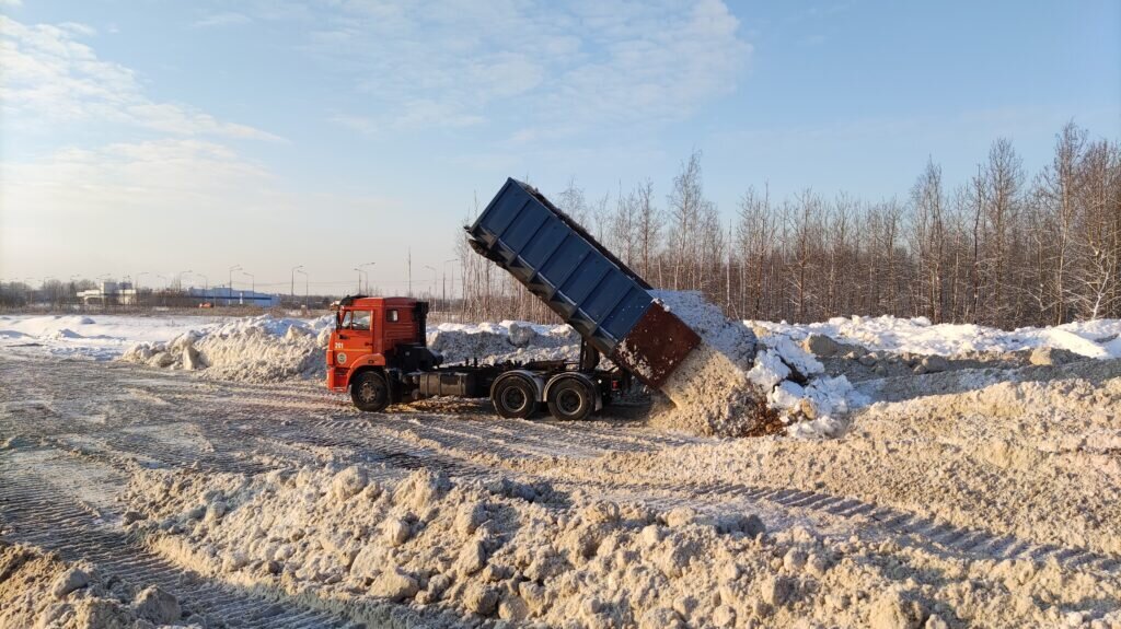 Вывоз снега с территории