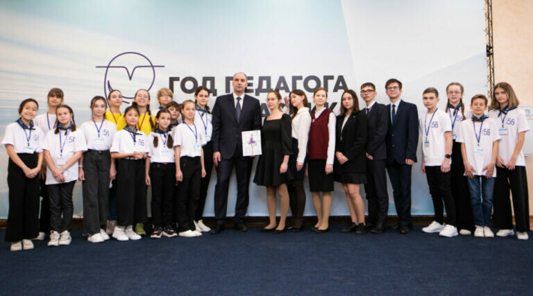    В России дан старт торжественному открытию Года педагога и наставника Андрей Севостьянов