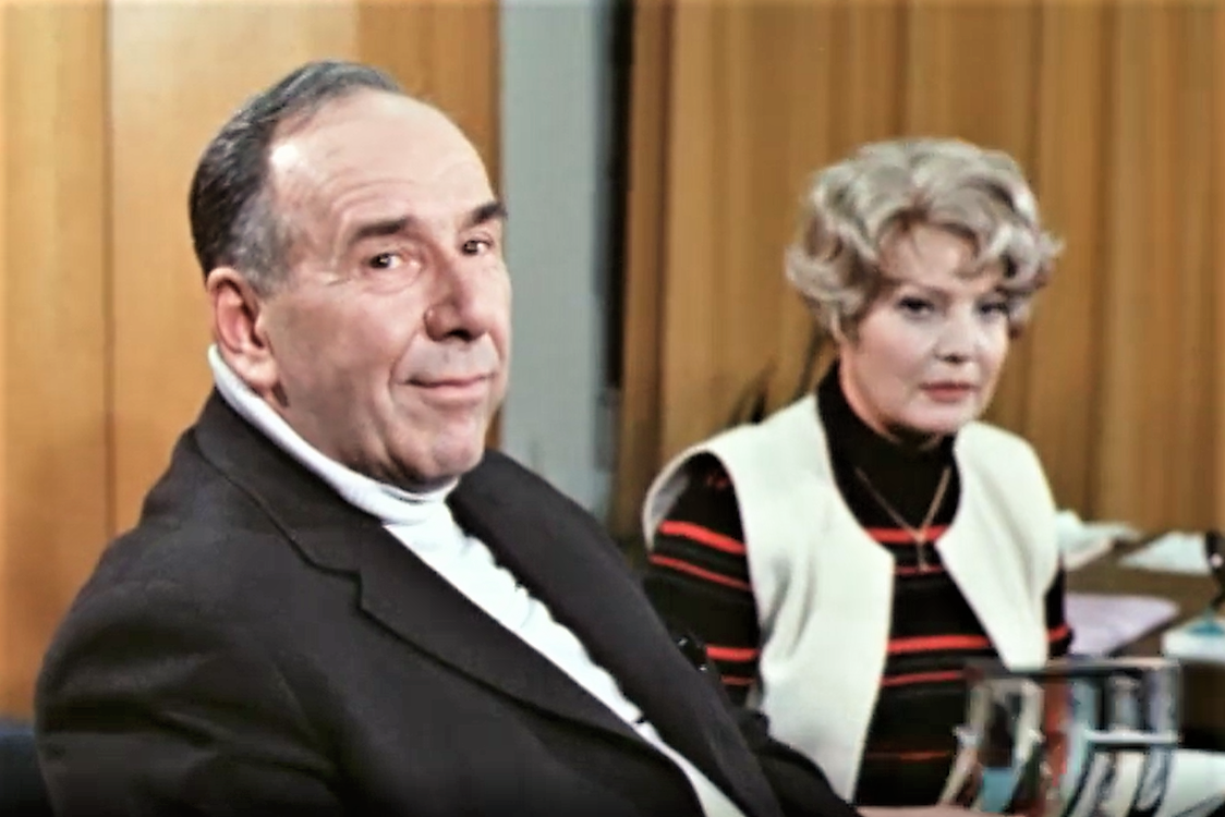 Кадр из телефильма "Ольга Сергеевна" (1975)