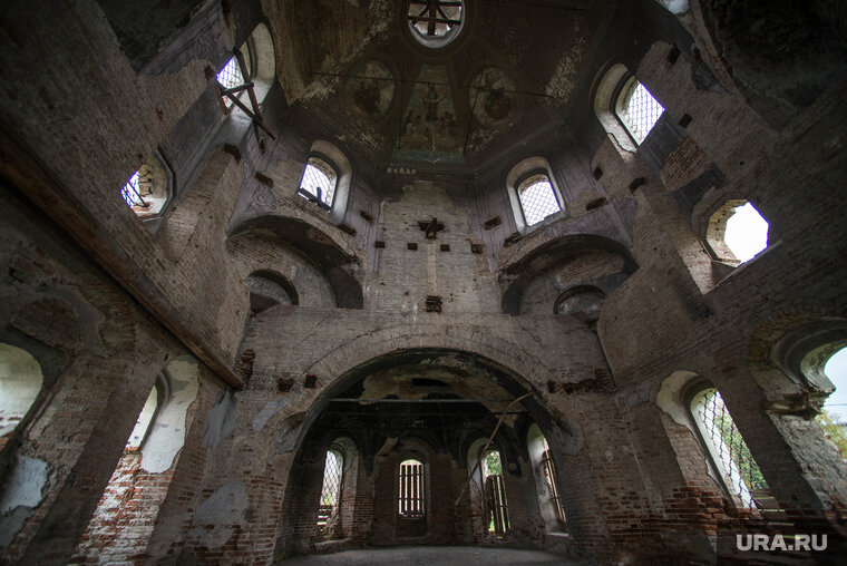    Деньги от продажи пойдут на восстановление церкви