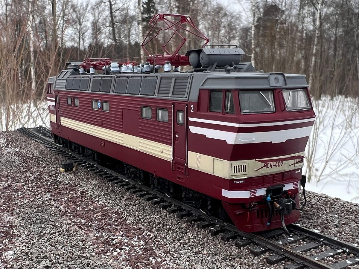 наши поезда модимио чс4т. Roco x7t-0024. наши поезда модимио. роко x4 gt. 3 секционный локомотив.