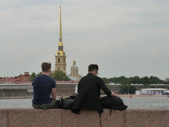     Петербург привлекает архитектурой, но не погодой. Фото: Baltphoto