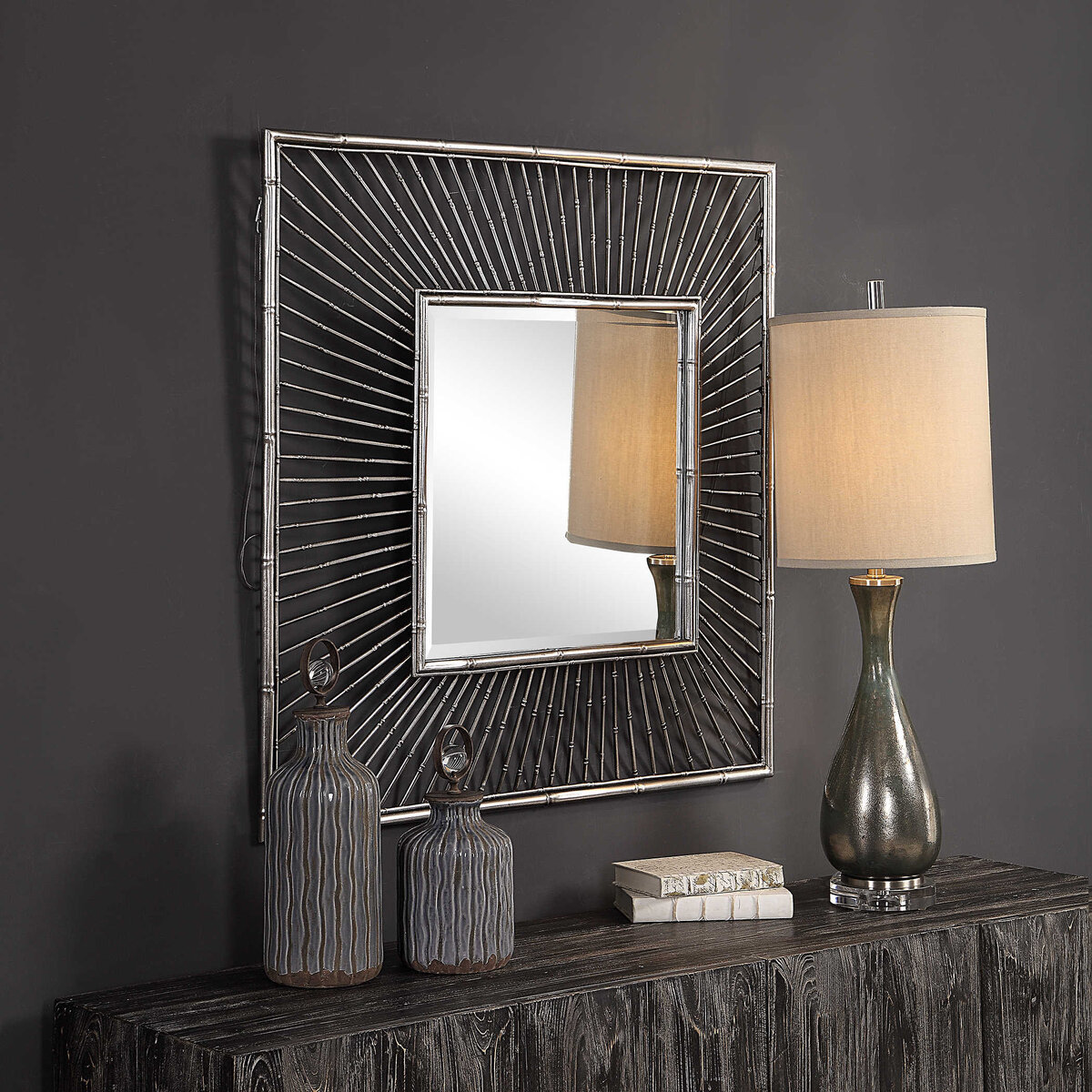 Зеркальный фацет для дома. Фото: pixabay.com