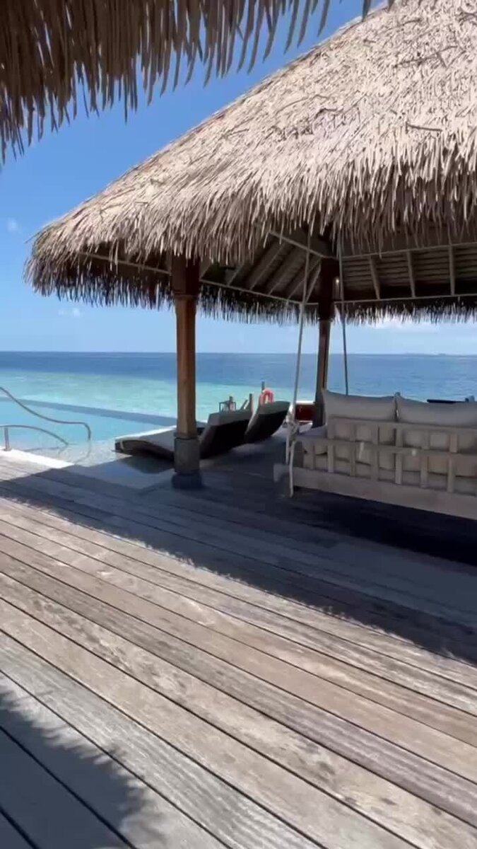    Вилла Глюкозы на Мальдивах, в которой она живет одна Видео: Telegram-канал Глюкозы