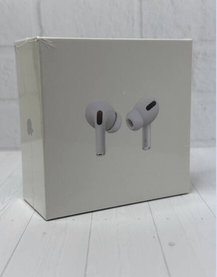 Беспроводные наушники Air Pro – это новый уровень комфорта и качества звука. Они обеспечивают полную свободу движения благодаря отсутствию проводов, а также высокое качество звука благодаря применению передовых технологий.

Одна из главных особенностей наушников Air Pro – это их эргономичный дизайн. Они отлично сидят в ушах и не вызывают дискомфорта даже при длительном использовании. Благодаря этому, наушники Air Pro идеально подходят для использования во время спорта или во время длительных поездок.

Качество звука наушников Air Pro находится на высшем уровне. Они оснащены передовыми технологиями, которые обеспечивают четкий и насыщенный звук. Благодаря этому, вы сможете наслаждаться своей любимой музыкой или видео в качестве, которое раньше казалось недостижимым.

Но это еще не все. Наушники Air Pro также имеют встроенный микрофон, который позволяет принимать звонки и проводить голосовые команды без необходимости доставать телефон из кармана.

Конечно же, одной из главных привлекательных особенностей наушников Air Pro является их беспроводное подключение к устройствам. Это означает, что вы можете свободно перемещаться по комнате без ограничений, не беспокоясь о том, что провода будут мешать.

Наконец, наушники Air Pro также имеют долгое время работы от одной зарядки. Они могут работать до 6 часов без перерыва, что позволяет использовать их в течение всего дня без необходимости заряжать.

В целом, наушники Air Pro – это идеальное решение для тех, кто ищет комфорт, качество звука и свободу движения. Они обеспечивают высокое качество звука, практичность и долгое время работы в одном устройстве. Купите наушники Air Pro и наслаждайтесь музыкой в полной свободе!