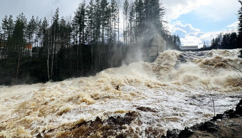 Кратор вулкан Гирвас Карелия