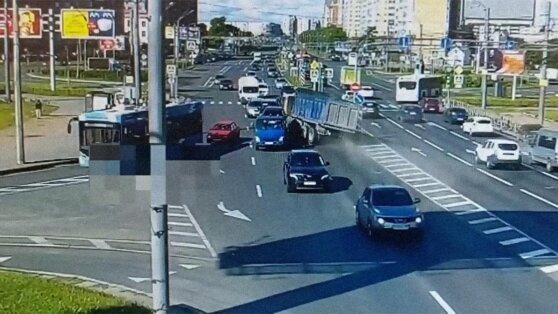    В Петербурге 12 человек оказались в больнице после утреннего массового ДТП Ксения Пудовкина