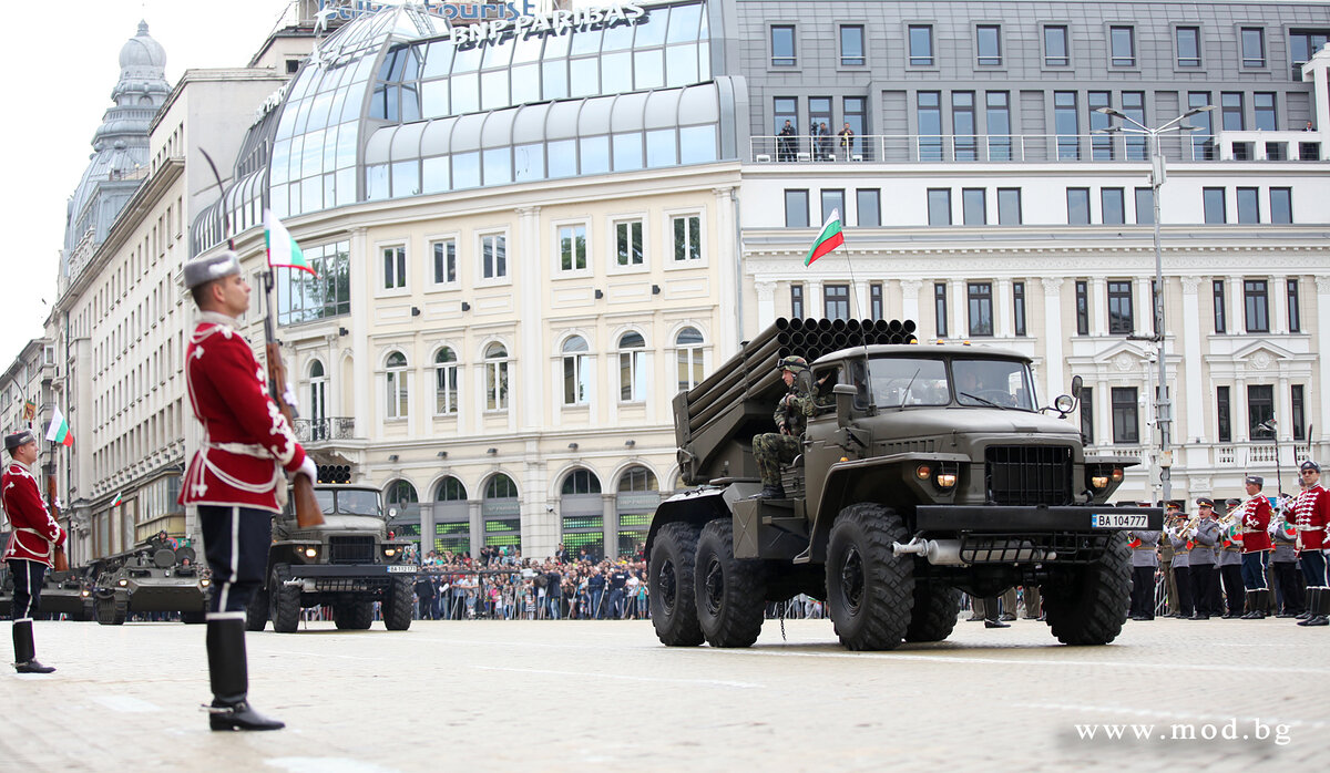 РСЗО семейства "Град" из состава ВС Болгарии (Фото из аккаунта МО Болгарии в Flickr)