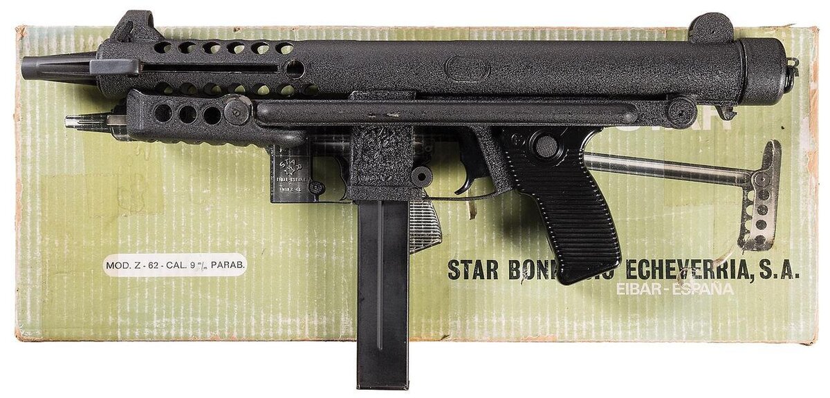 Пистолет-пулемет Star Z-62 со сложенным прикладом. Вид слева.