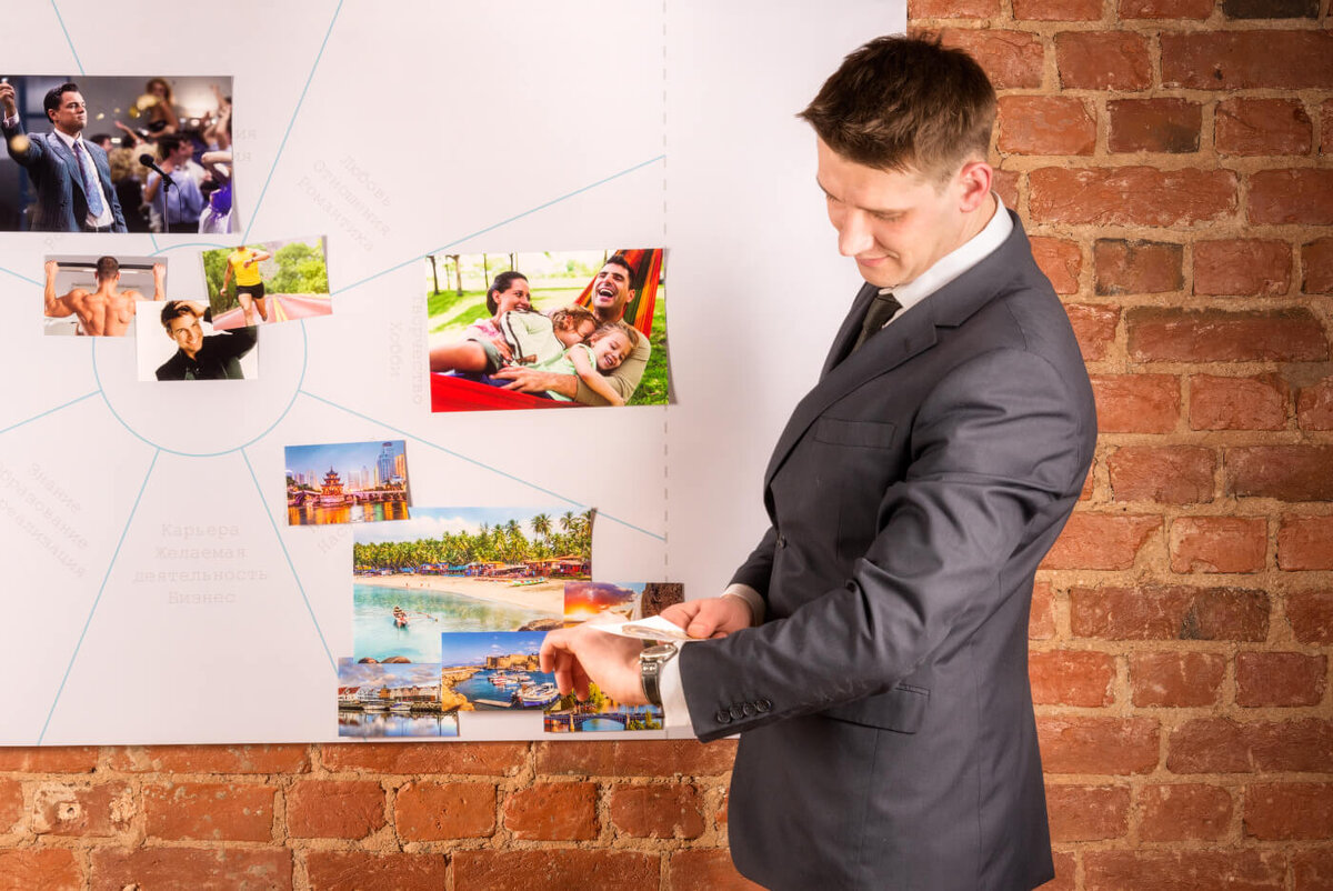 Составление созидательных планов - одно из лучших занятий в Акшая-тритья