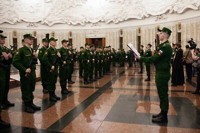    Новобранцев Преображенского полка приняли присягу в музее Победы в Москве ©Пресс-служба музея Победы
