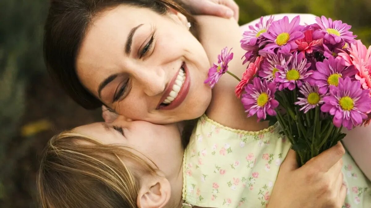 Мама - главный человек в жизни каждого ребенка. Фото: pxhere.com