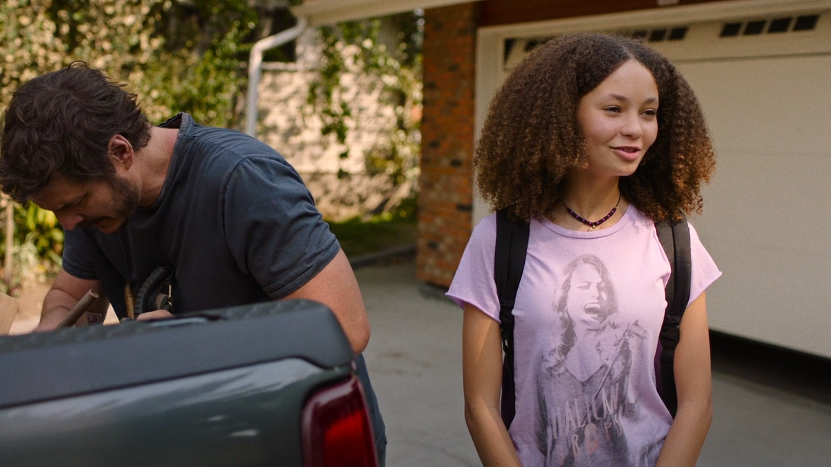 Сара в сериале Одни из нас (Кадр из сериала Одни из нас)