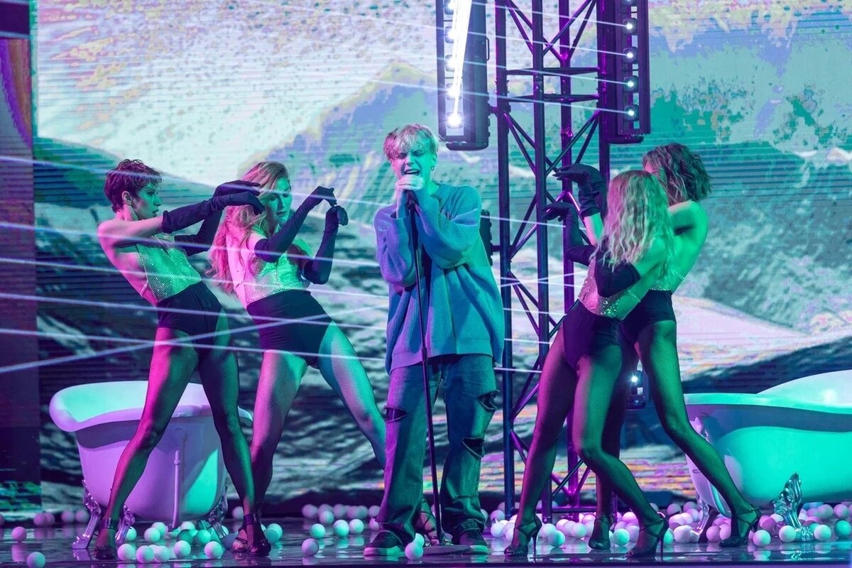 Клава кока конфетка тнт. Шоу конфетка на тнт. Шоу конфетка все выступления. Ярославна колес конфетка. Шоу конфетка выступления.