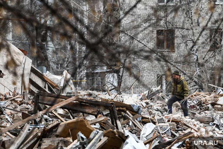    С момента первого землетрясения прошло более 13 тысяч подземных толчков
