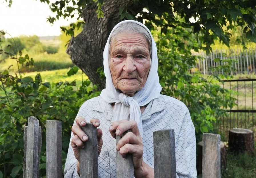 Фото деревенских старушек