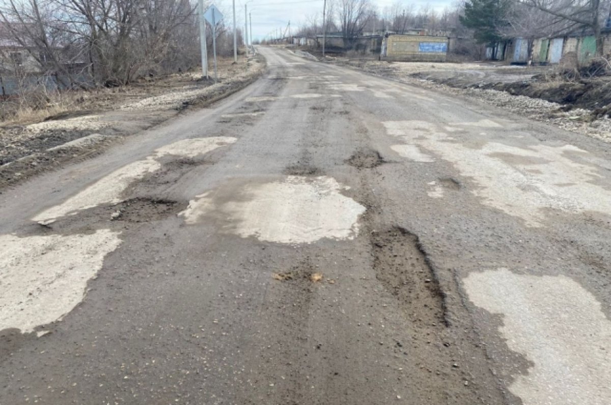    Жители Котово под Волгоградом шокированы свежими ямами на новой дороге