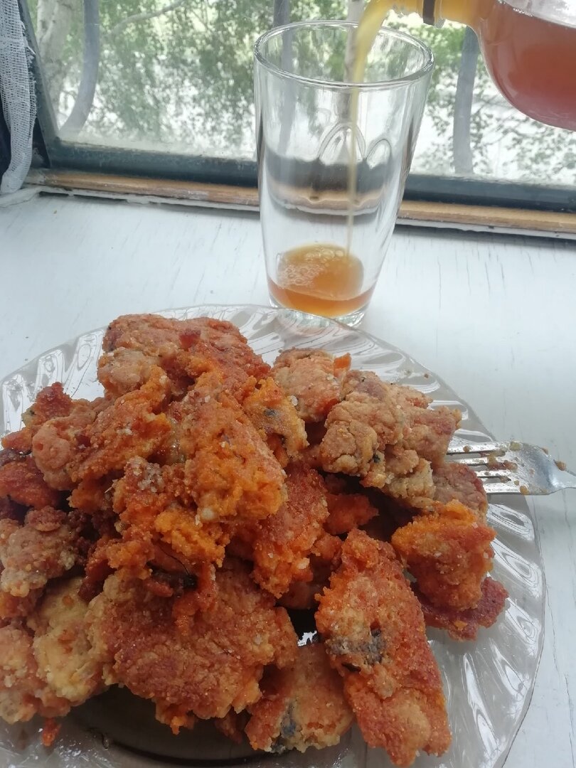 фото жареной икры. жареная красная икра. жареная икра рыбы.