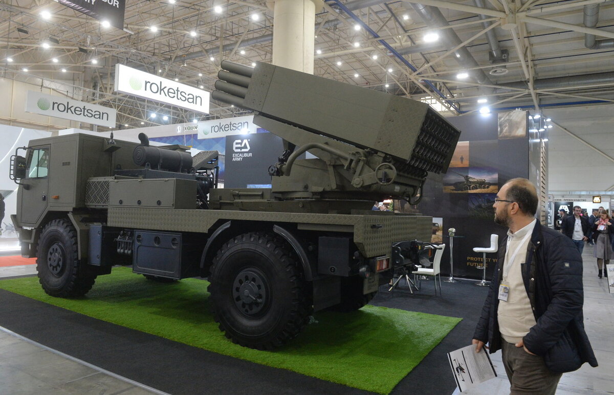 выставка оружия в москве. рособоронэкспорт вооружение. выставка оружия. выставка idex 2023 концерн калашников. выставка вооружений.