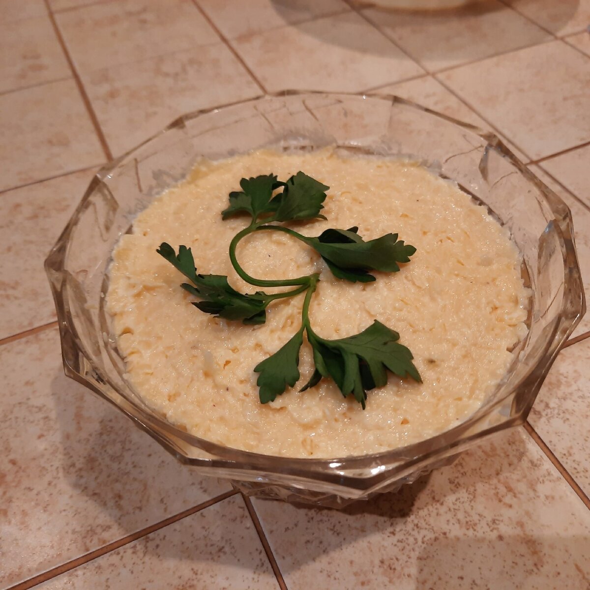 Сыр с чесночком