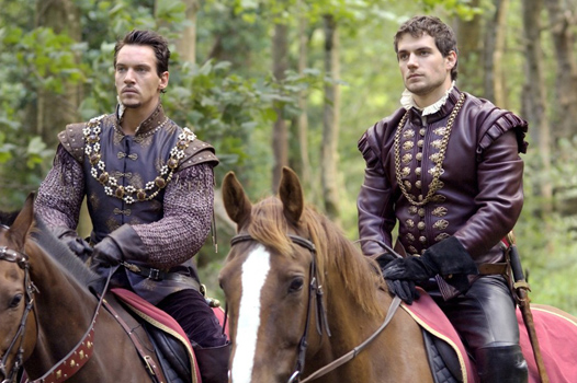 кадр из сериала "Тюдоры", в роли короля Джонатан Риз-Майерс