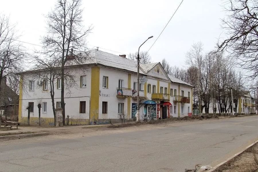 Небольшой городок недалеко от Москвы похожий на наш.